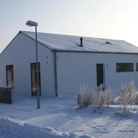 Strandnahes Mit Terrasse Und Stellplatz By Interhome Zierow